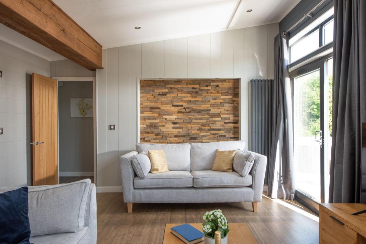 Primrose Lodge, 25 Roadford Lake Lodges Lifton Extérieur photo