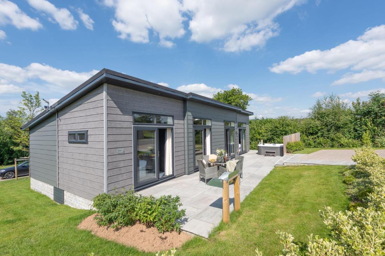 Primrose Lodge, 25 Roadford Lake Lodges Lifton Extérieur photo