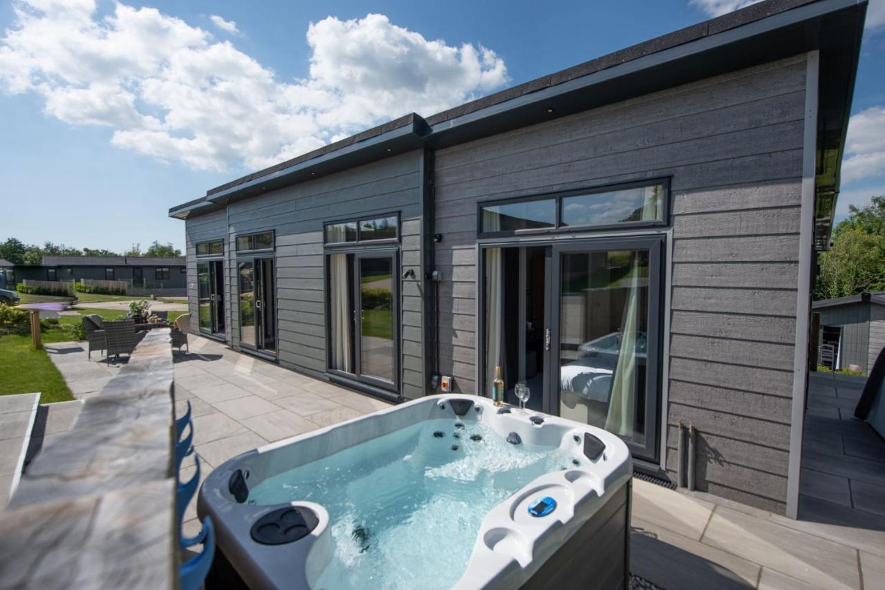 Primrose Lodge, 25 Roadford Lake Lodges Lifton Extérieur photo
