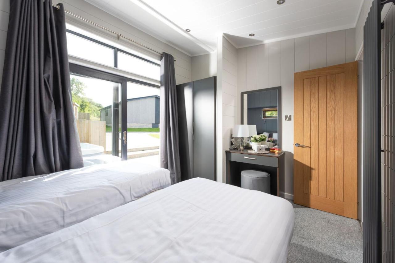 Primrose Lodge, 25 Roadford Lake Lodges Lifton Extérieur photo