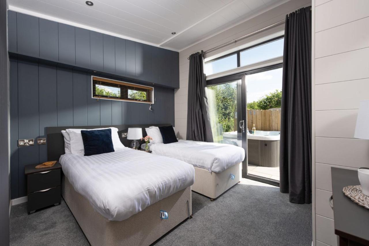 Primrose Lodge, 25 Roadford Lake Lodges Lifton Extérieur photo