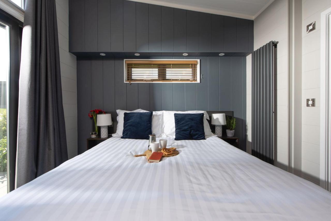 Primrose Lodge, 25 Roadford Lake Lodges Lifton Extérieur photo